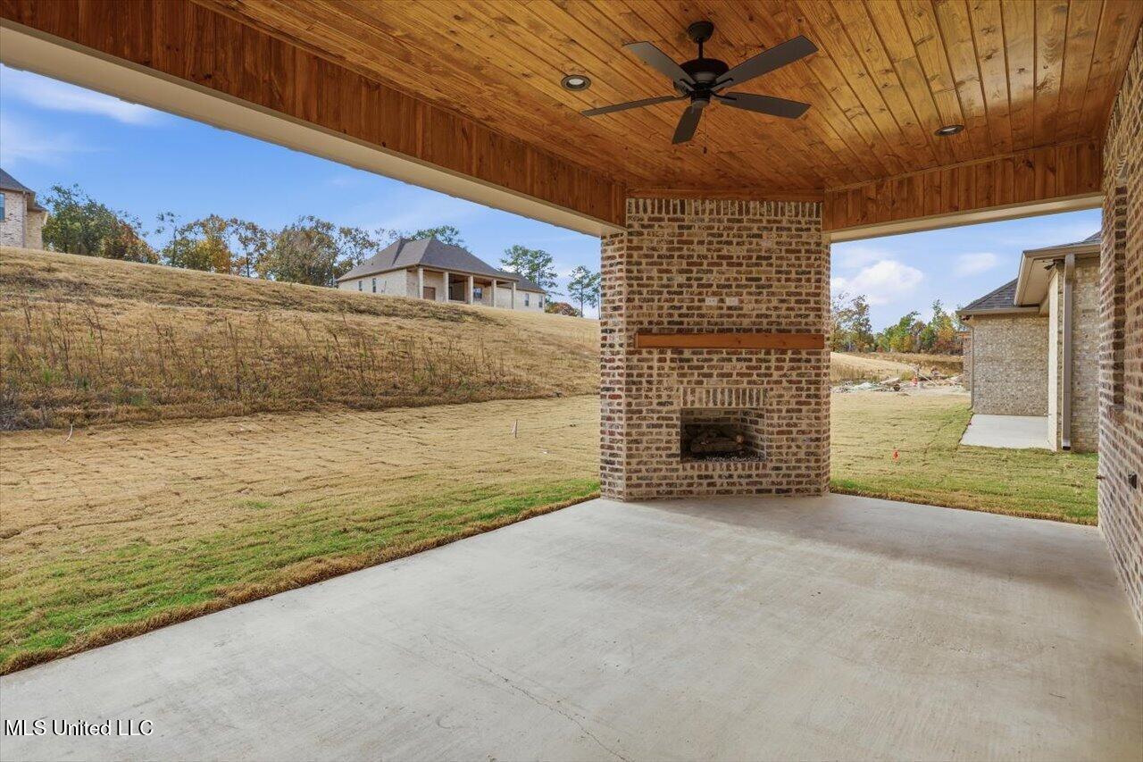 179 Bronson Bend Flowood, MS 39232 - Photo 35 of 39 35-179 Bronson Bend _ Home Tours MS