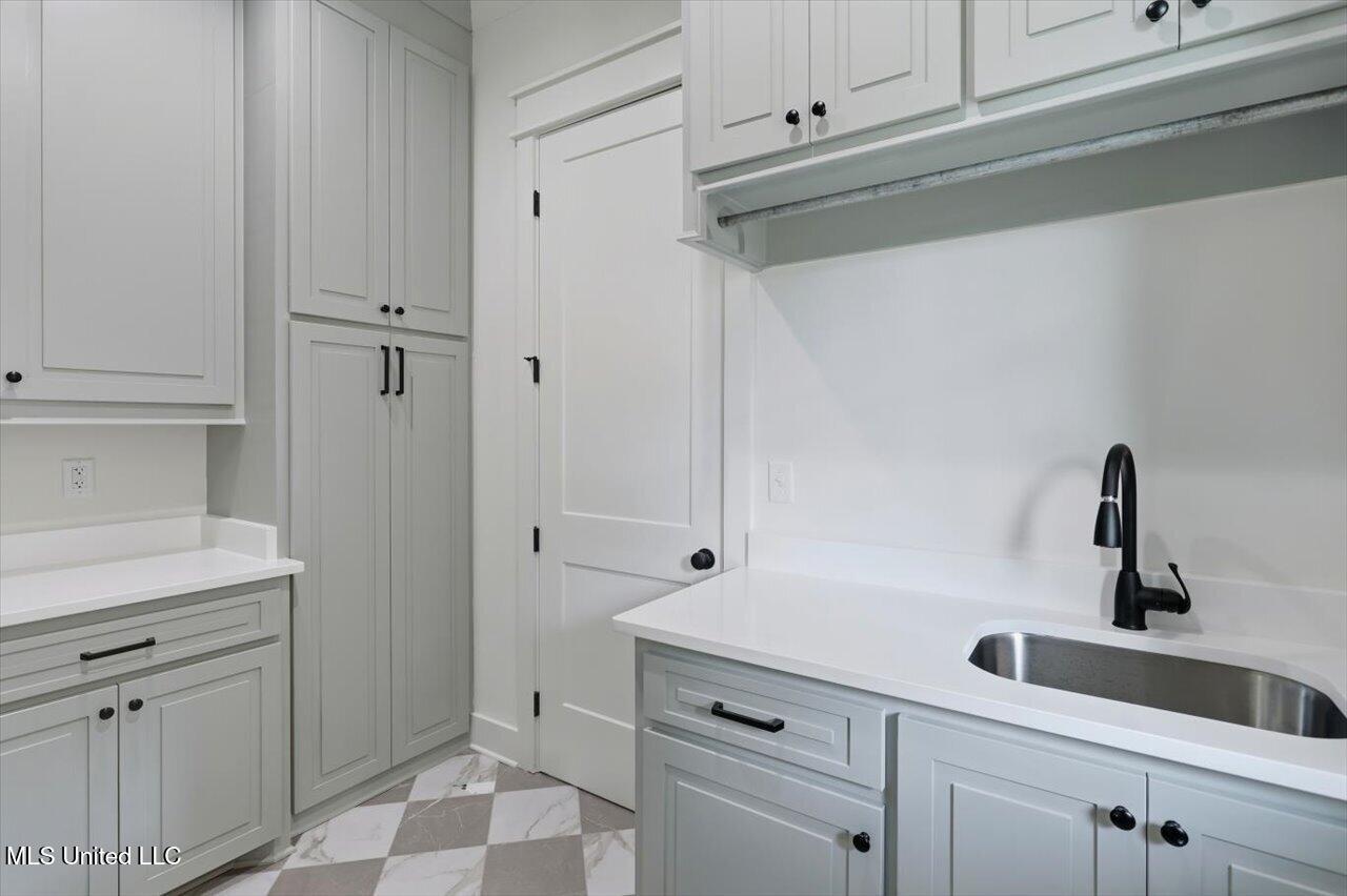 179 Bronson Bend Flowood, MS 39232 - Photo 8 of 39 20-179 Bronson Bend _ Home Tours MS