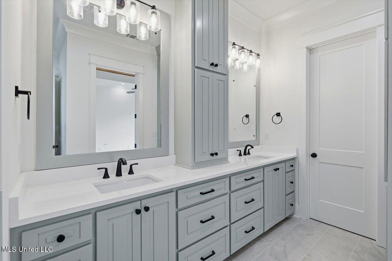 179 Bronson Bend Flowood, MS 39232 - Photo 10 of 39 23-179 Bronson Bend _ Home Tours MS