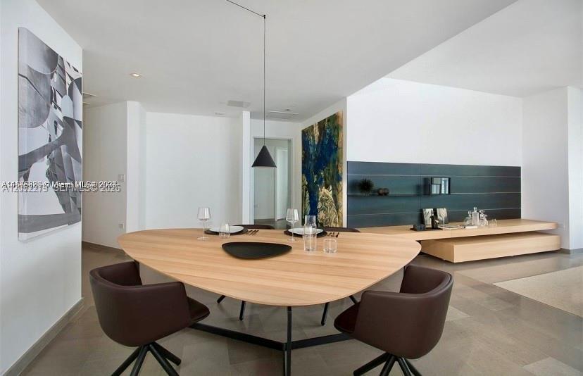 88 Southwest 7th Street, Unit 2712 Miami, FL 33130 - Photo 4 of 16
