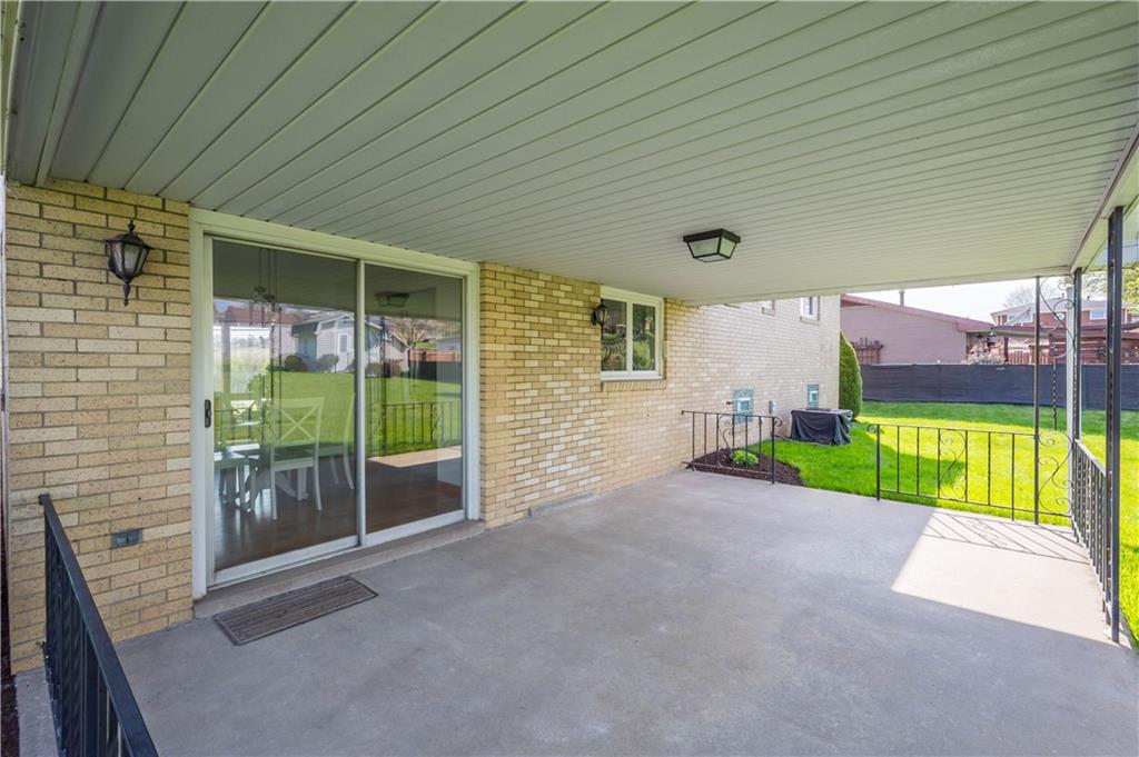 916 McGovern Road Houston, PA 15342 - Photo 8 of 44 Get ready to dine alfresco this summer as you gather friends for a cookout on the amazing back patio!