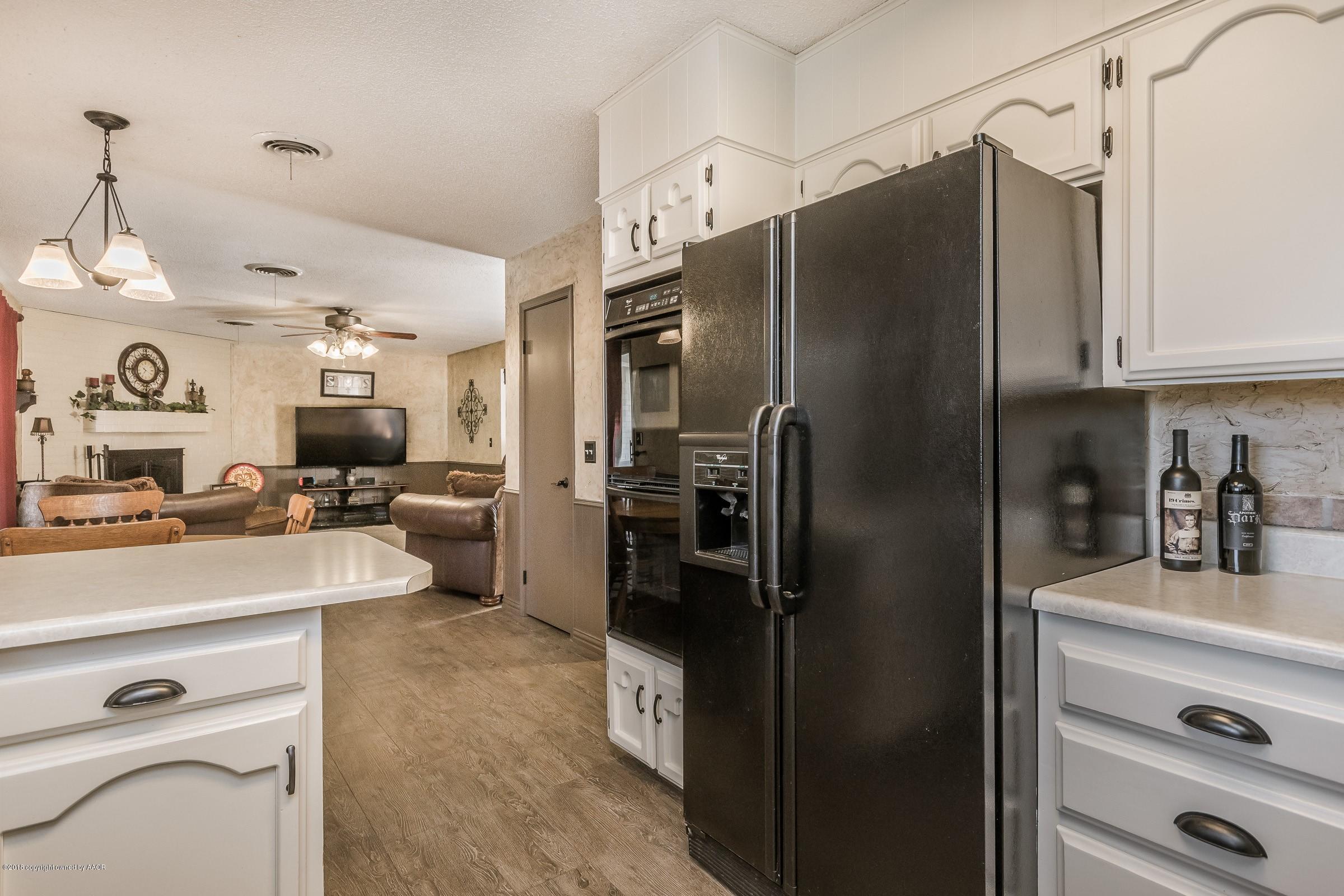 4417 Kingston Road Amarillo, TX 79109 - Photo 11 of 24 011_Kitchen-3