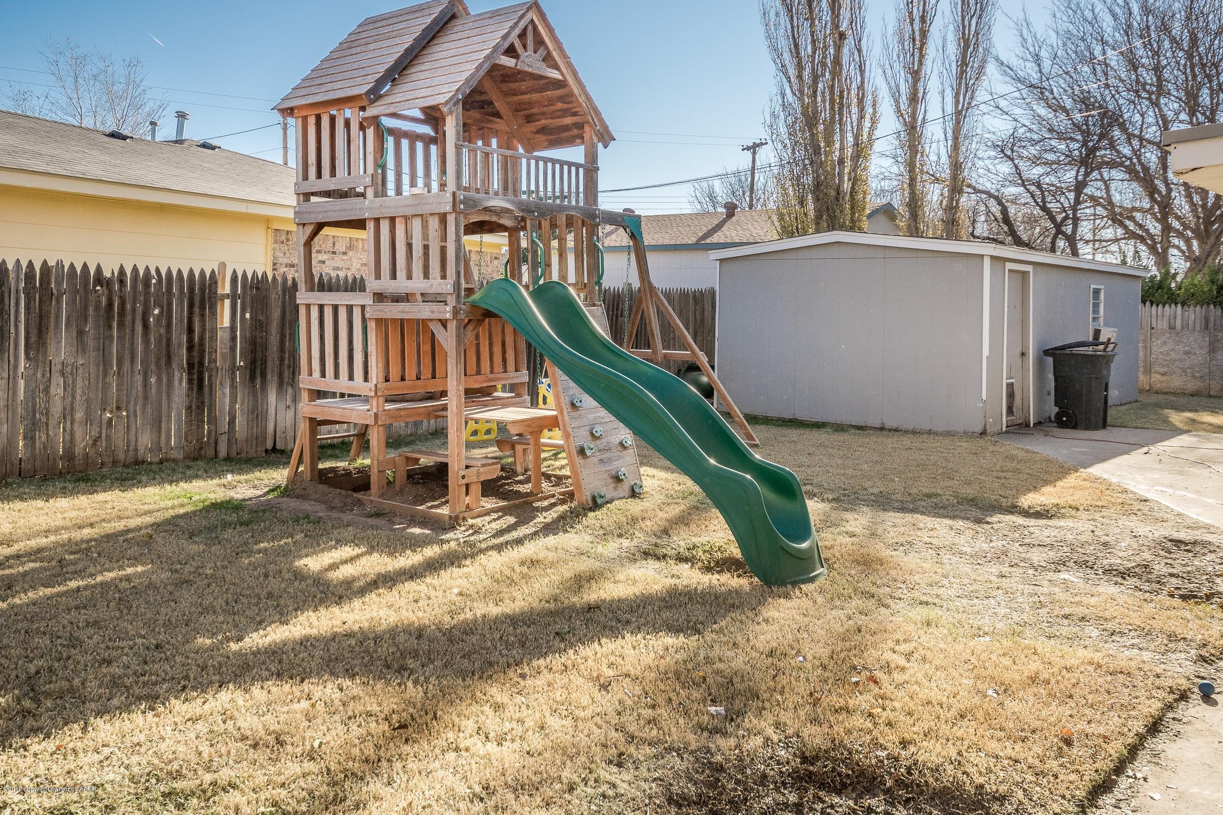 4417 Kingston Road Amarillo, TX 79109 - Photo 22 of 24 022_Back Yard