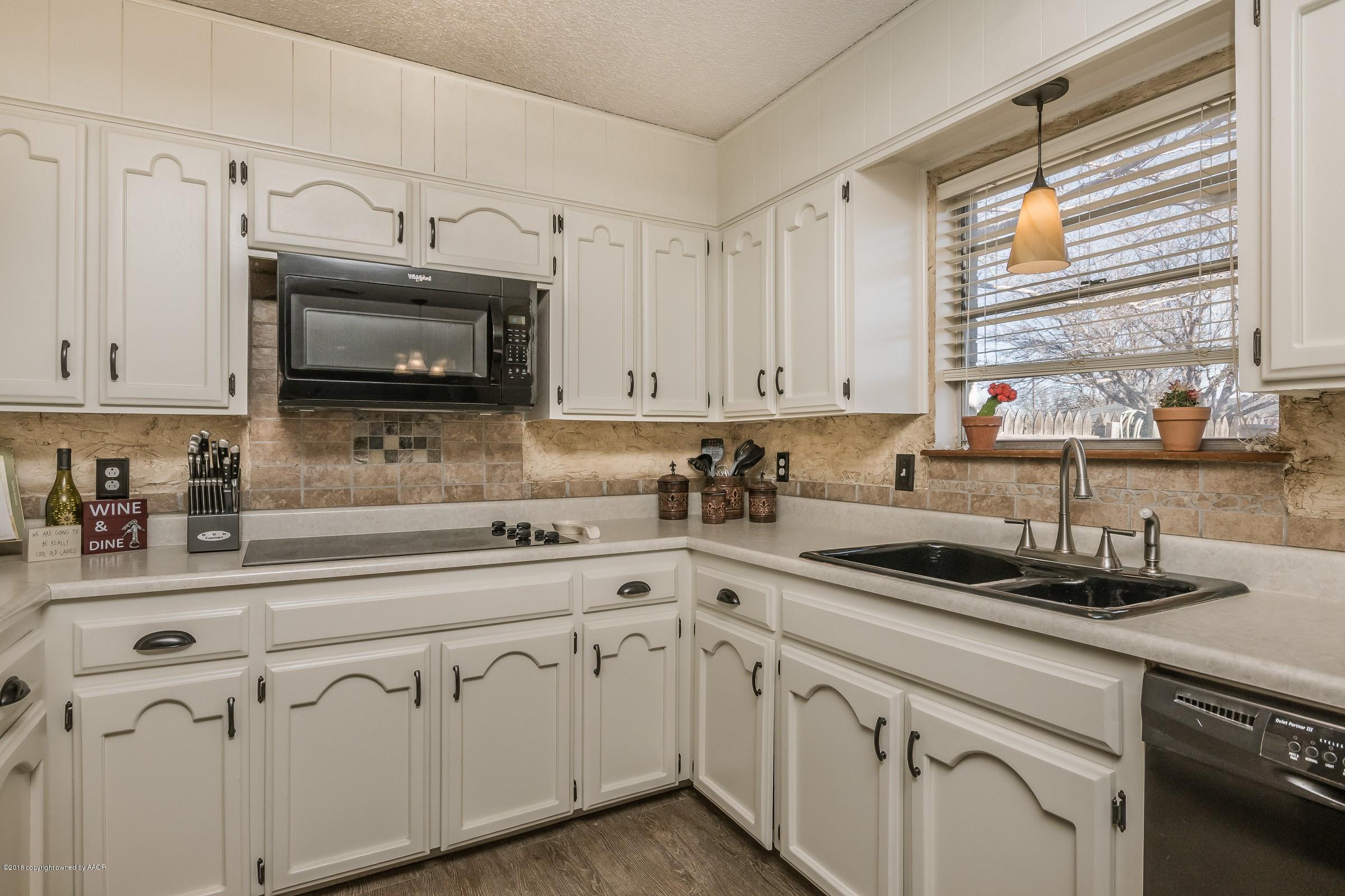 4417 Kingston Road Amarillo, TX 79109 - Photo 10 of 24 010_Kitchen-2