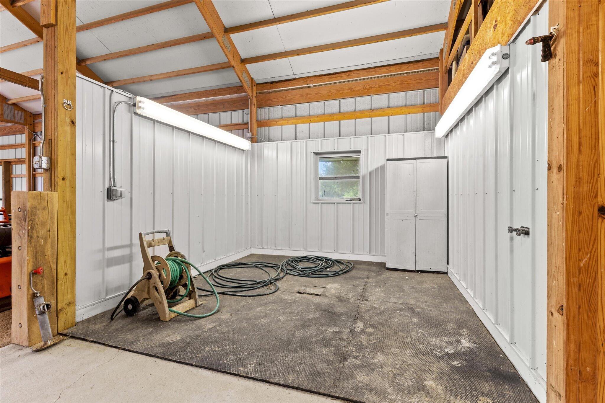 3605 Watts Ferry Road Frankfort, KY 40601 - Photo 148 of 181 136-0J2A8819
