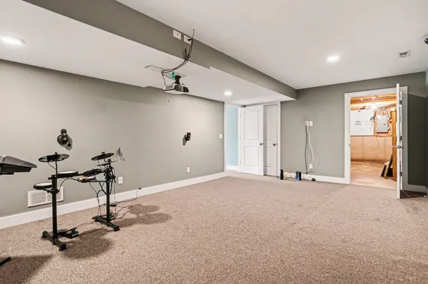 $419,900 | 5966 Farmview Drive, Allendale, MI 49401