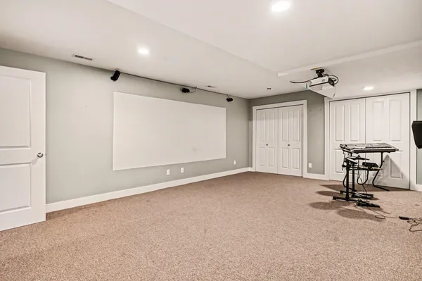 $419,900 | 5966 Farmview Drive, Allendale, MI 49401