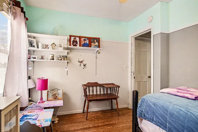 $249,900 | 2014 Duiker Avenue Northeast, Grand Rapids, MI 49505