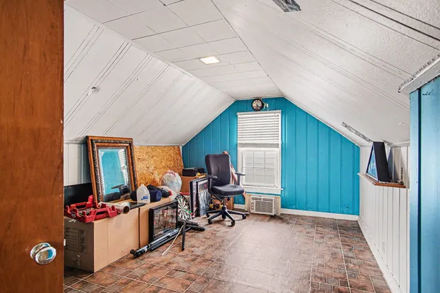 $249,900 | 2014 Duiker Avenue Northeast, Grand Rapids, MI 49505