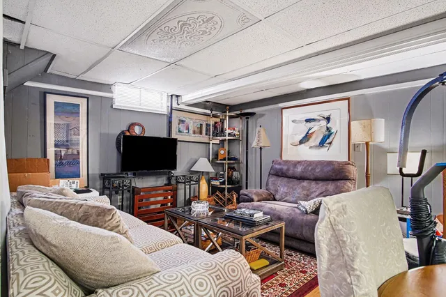 $249,900 | 2014 Duiker Avenue Northeast, Grand Rapids, MI 49505