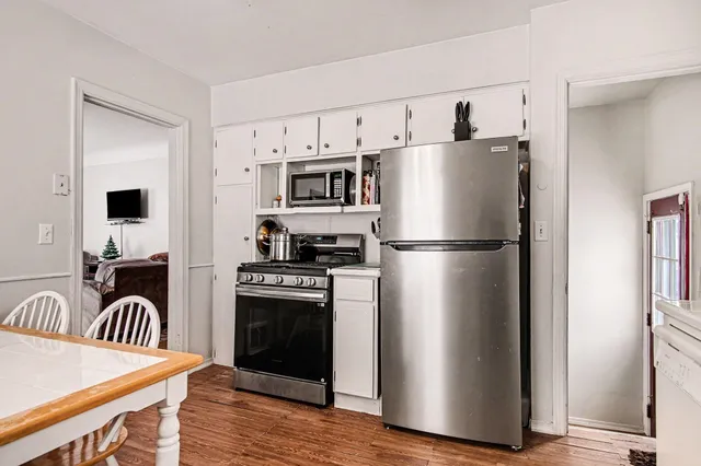 $249,900 | 2014 Duiker Avenue Northeast, Grand Rapids, MI 49505