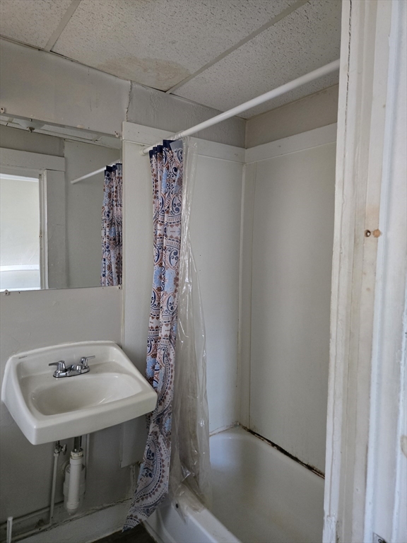 263 Elm Street, Unit 3L Holyoke, MA 01040 - Photo 12 of 14