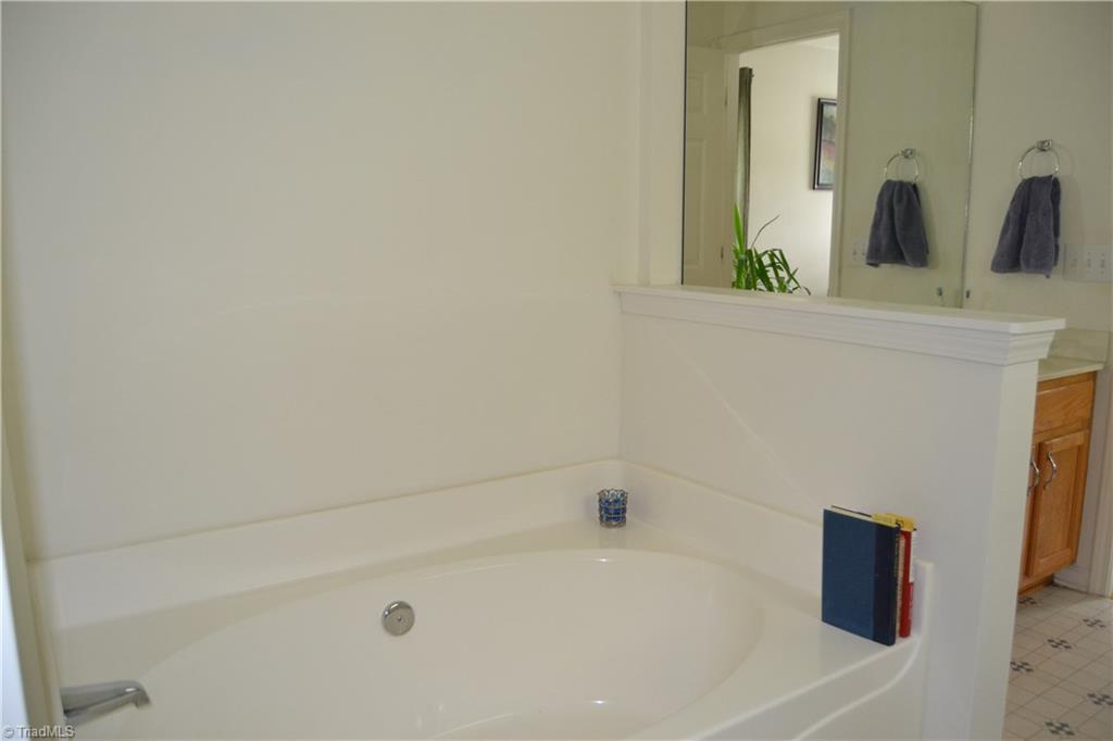 6837 Rangecrest Road Belews Creek, NC 27009 - Photo 14 of 23 Gallery Image 14