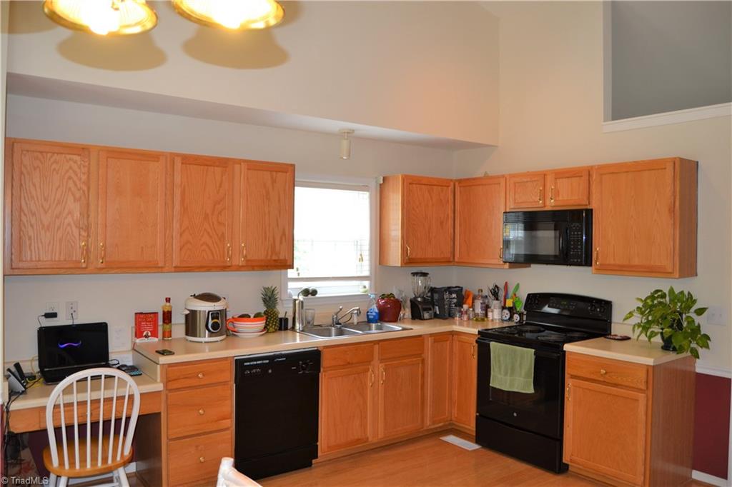 6837 Rangecrest Road Belews Creek, NC 27009 - Photo 6 of 23 Gallery Image 6