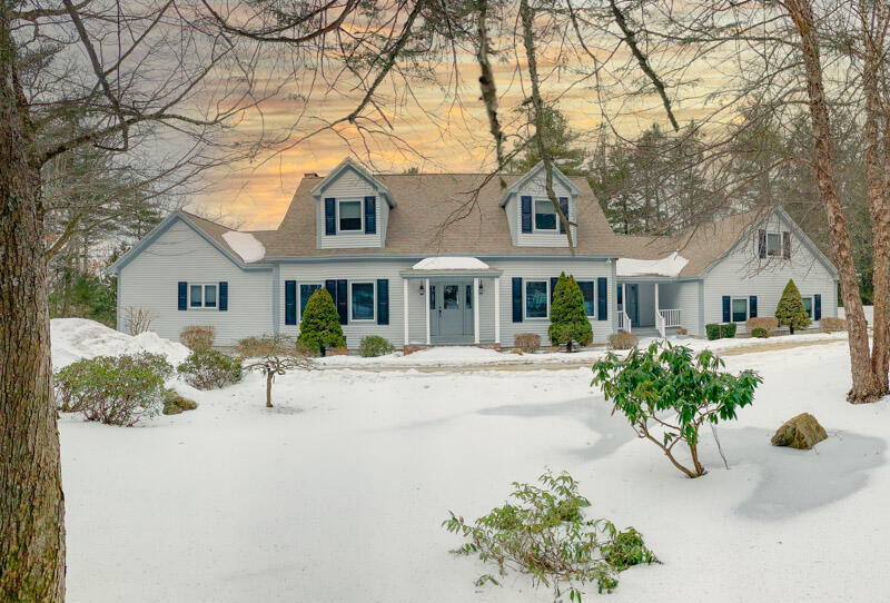 59 West Chops Point Road Bath, ME 04530 - Photo 1 of 43 WestChopsBathME_MainEntry-2