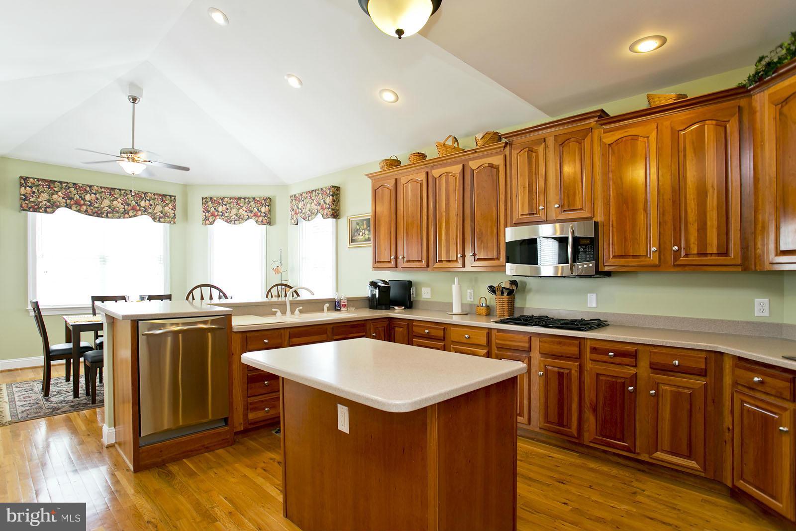 280 Huntersridge Road Winchester, VA 22602 - Photo 15 of 30 Kitchen