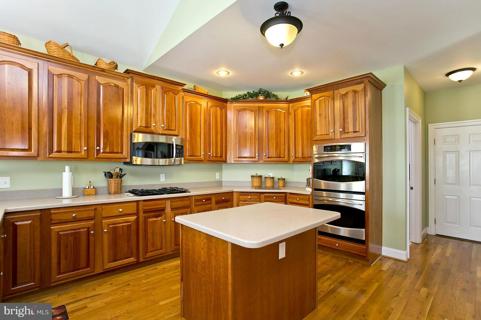 280 Huntersridge Road Winchester, VA 22602 - Photo 16 of 30 Kitchen