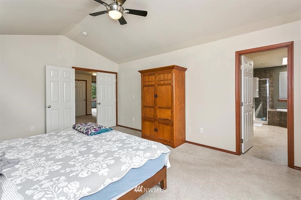 14724 45th Avenue Southeast Bothell, WA 98012 - Photo 14 of 25