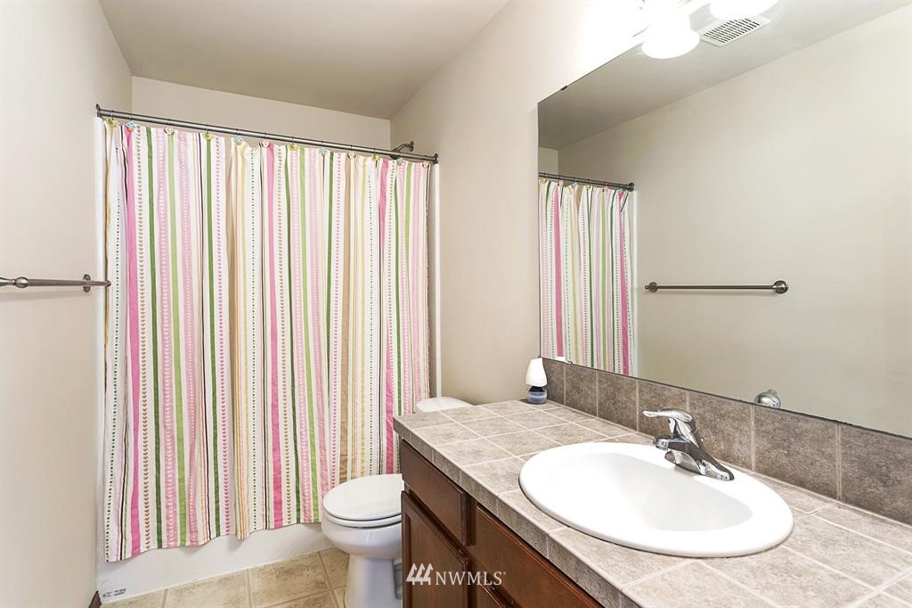 14724 45th Avenue Southeast Bothell, WA 98012 - Photo 18 of 25