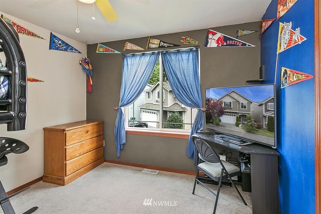 14724 45th Avenue Southeast Bothell, WA 98012 - Photo 21 of 25