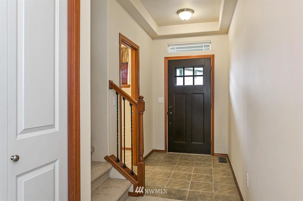 14724 45th Avenue Southeast Bothell, WA 98012 - Photo 4 of 25