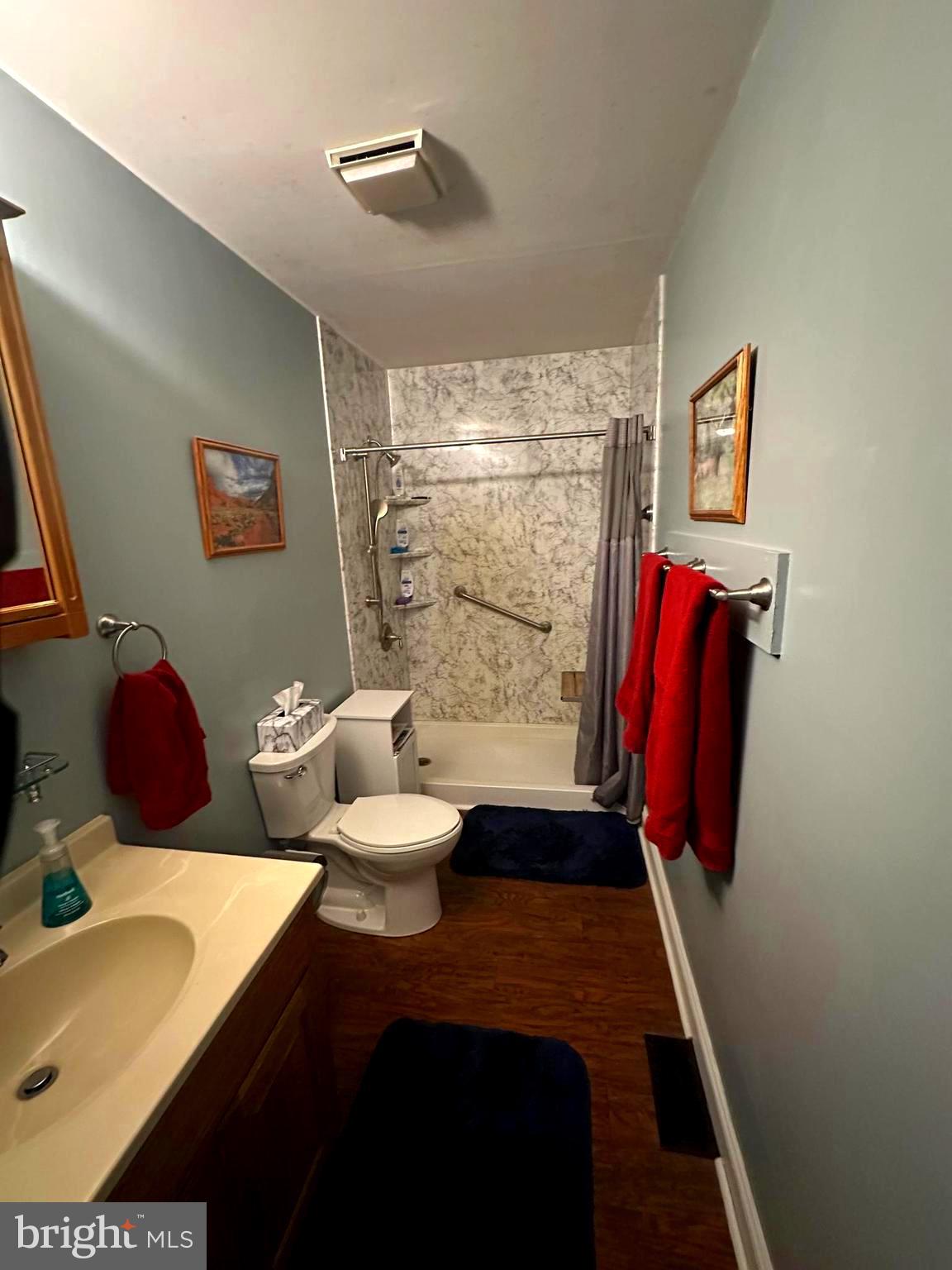 10958 Pit Road Seaford, DE 19973 - Photo 20 of 39 First Floor Bathroom