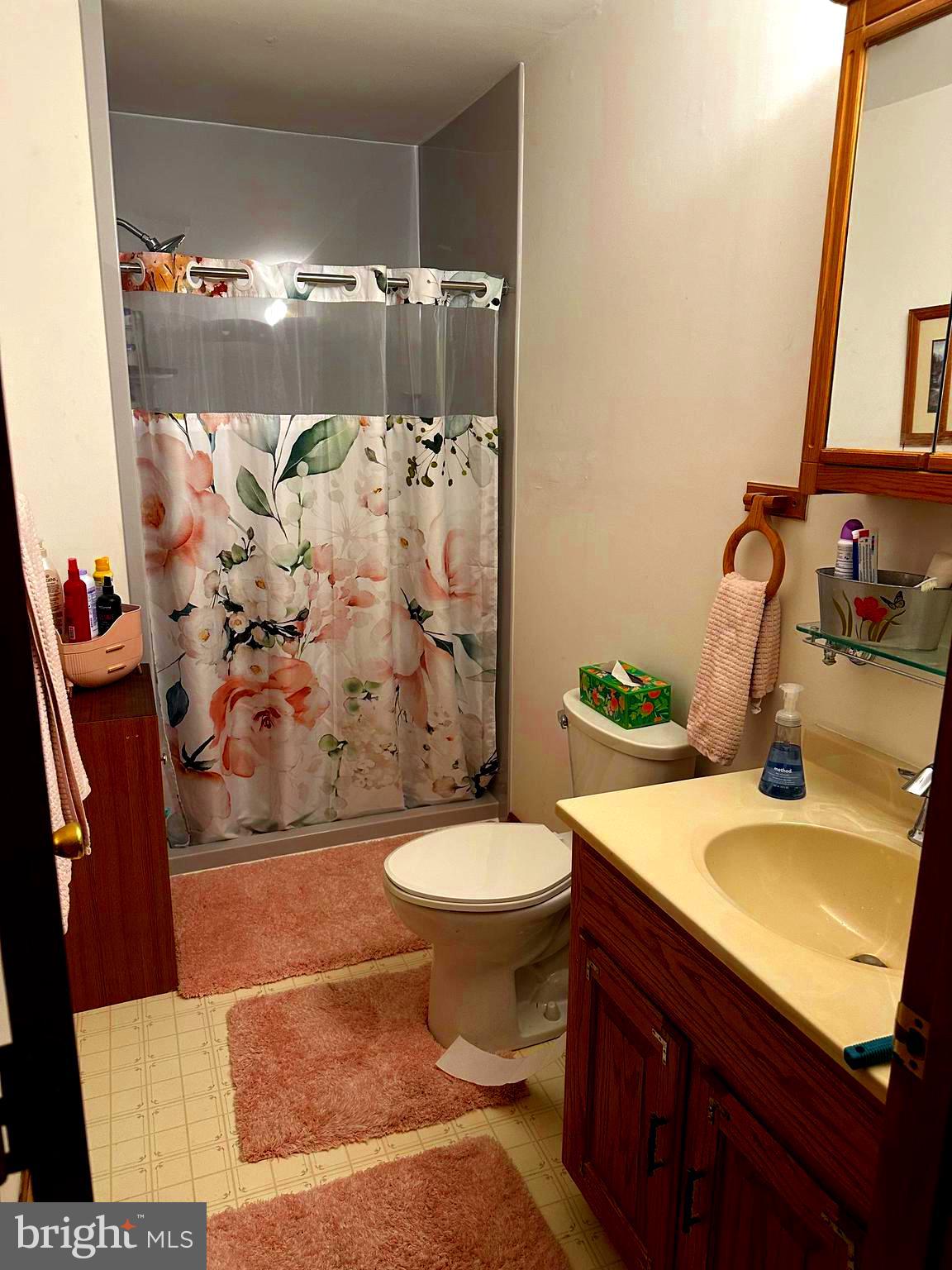 10958 Pit Road Seaford, DE 19973 - Photo 26 of 39 Second Floor Bathroom