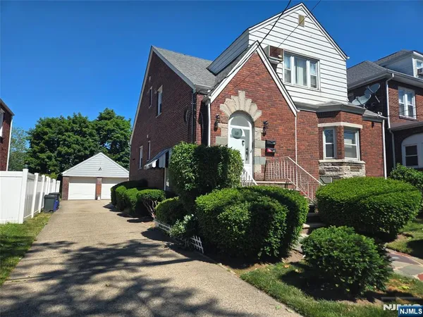 $2,900 | 505 Westview Avenue, Unit 1, Ridgefield, NJ 07657