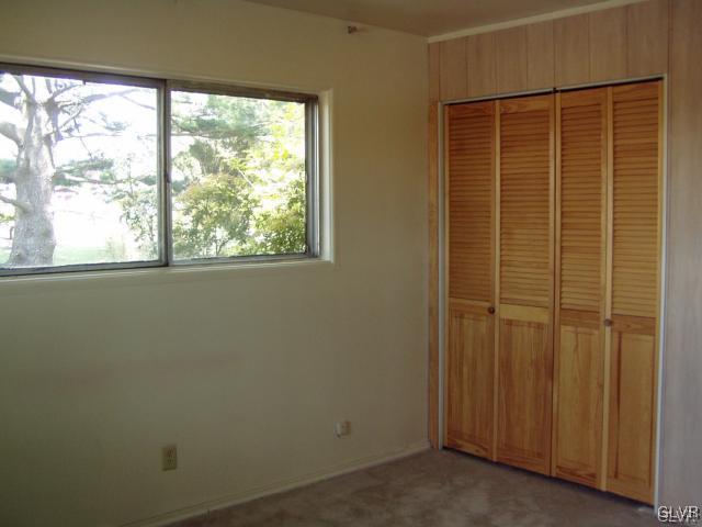 1013 Mitman Road Easton, PA 18040 - Photo 13 of 17 Gallery Image 13
