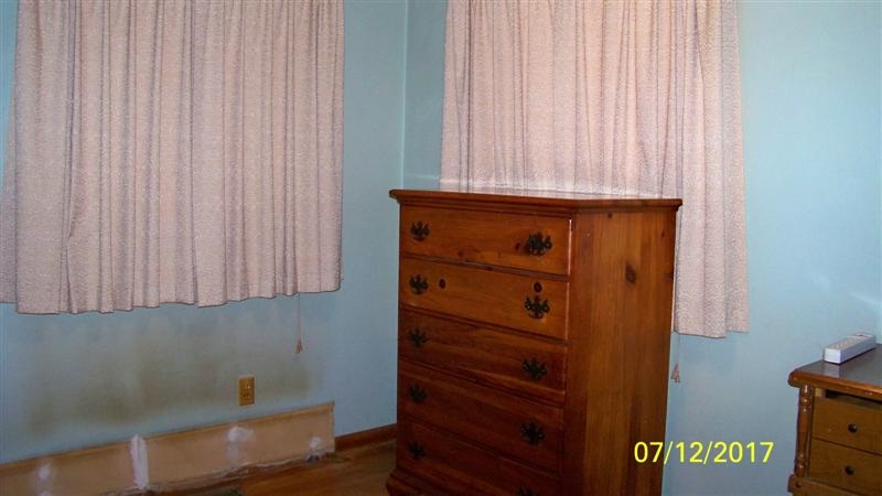 1895 North King Road Marion, IN 46952 - Photo 11 of 17 Gallery Image 11