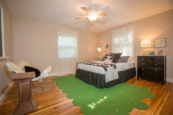 36 Woodridge Road Wayland, MA 01778 - Photo 19 of 25 Gallery Image 19