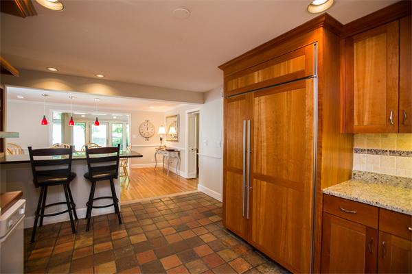36 Woodridge Road Wayland, MA 01778 - Photo 7 of 25 Gallery Image 7