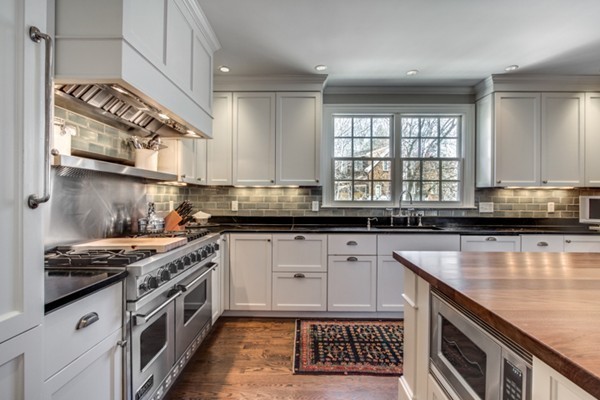 28 McCall Road Winchester, MA 01890 - Photo 13 of 30 Gallery Image 13