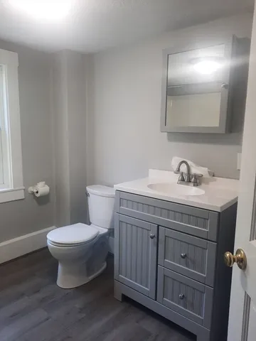 $2,600 | 466 Center Street, Unit C, Hanover, MA 02339