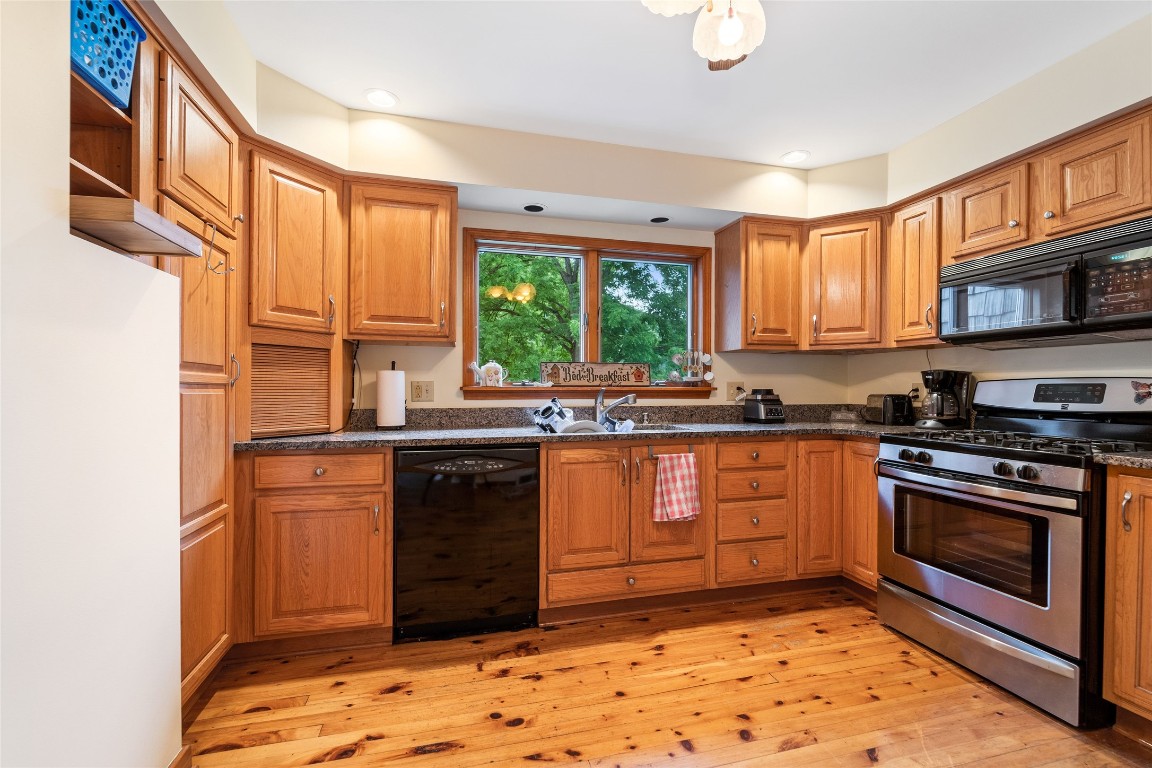 6 Badger Road Binghamton, NY 13901 - Photo 22 of 26 Gallery Image 22