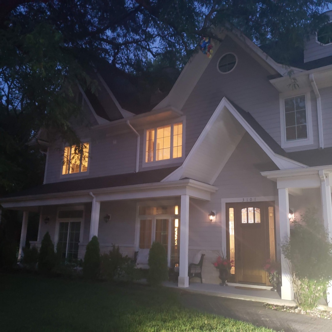 3101 Sprucewood Road Wilmette, IL 60091 - Photo 9 of 10 a view of a building with a porch