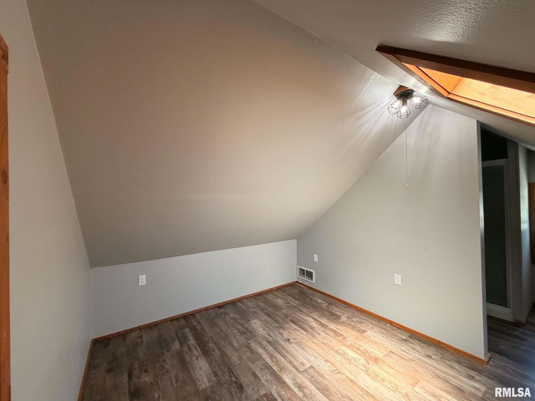 304 East Summit Street Macomb, IL 61455 - Photo 18 of 23