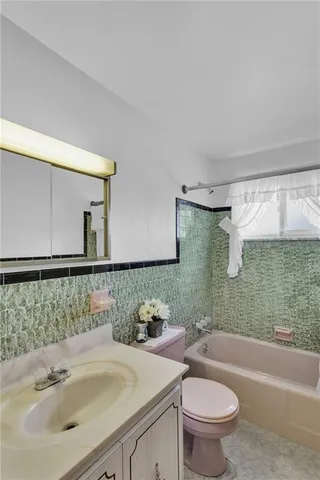 $189,900 | 13348 Dean Drive, Irwin, PA 15642