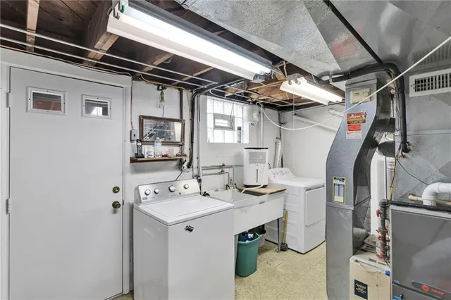 $189,900 | 13348 Dean Drive, Irwin, PA 15642