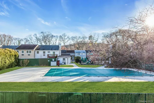 $349,990 | 457 Village Drive, Unit 457, Hauppauge, NY 11788