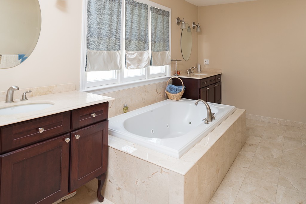 290 Hartman Road Newton, MA 02459 - Photo 18 of 30