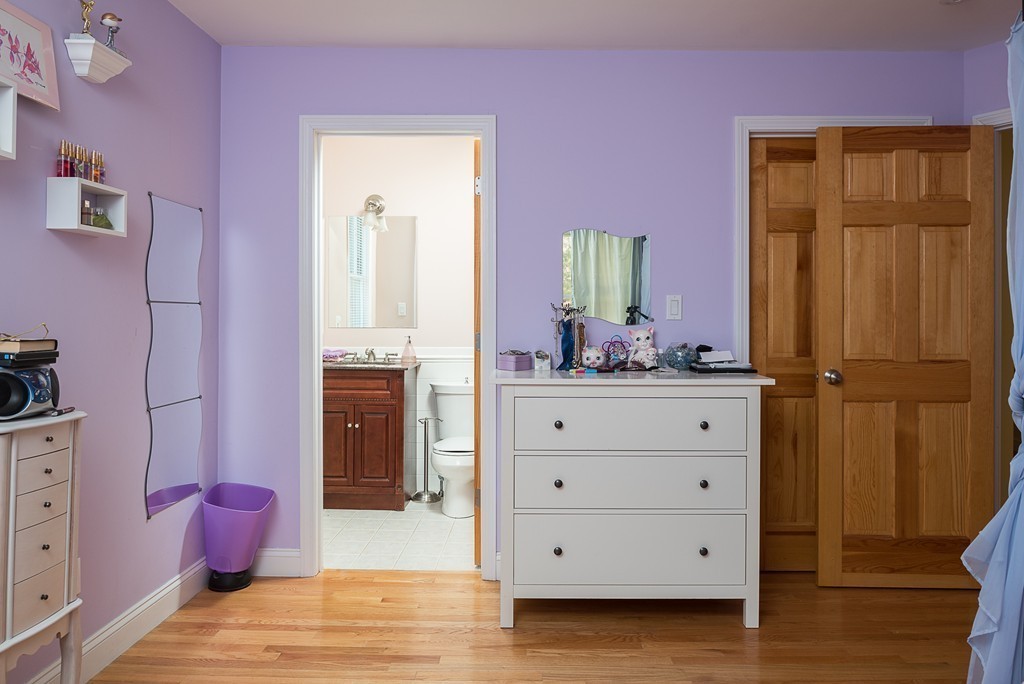 290 Hartman Road Newton, MA 02459 - Photo 21 of 30