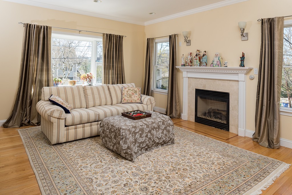 290 Hartman Road Newton, MA 02459 - Photo 5 of 30