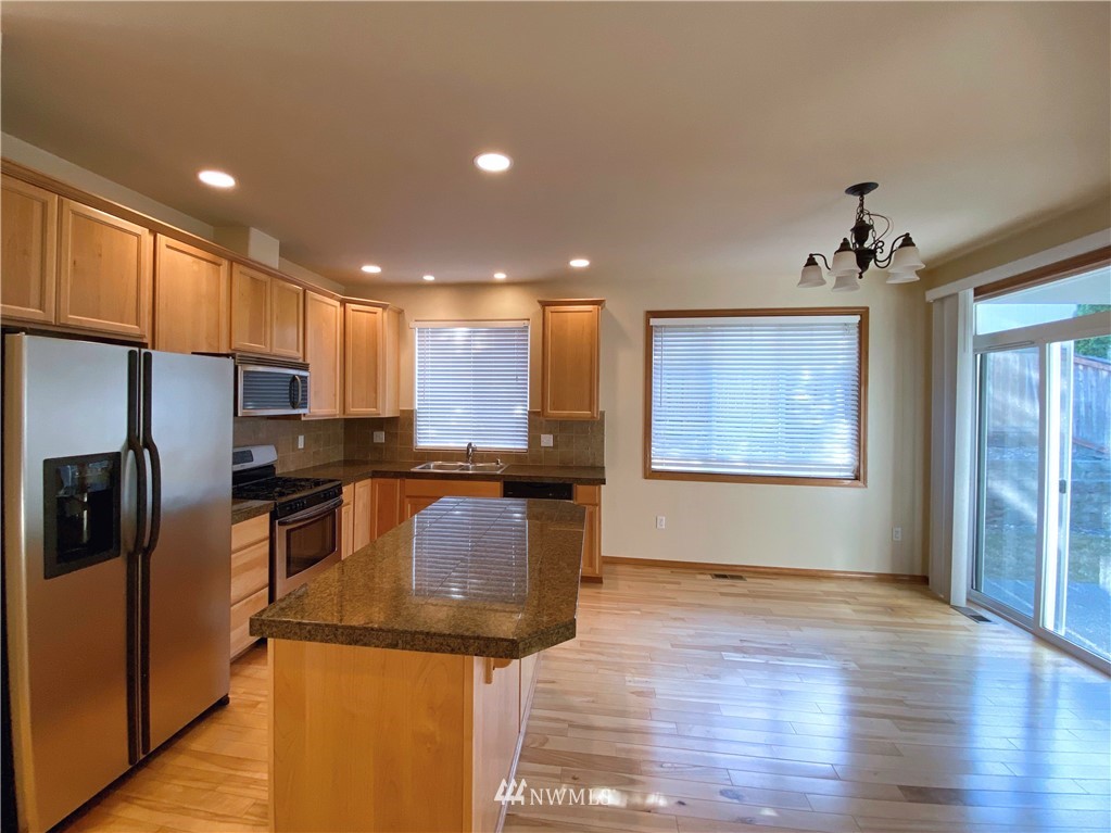 128 211th Place Southwest Bothell, WA 98021 - Photo 6 of 15