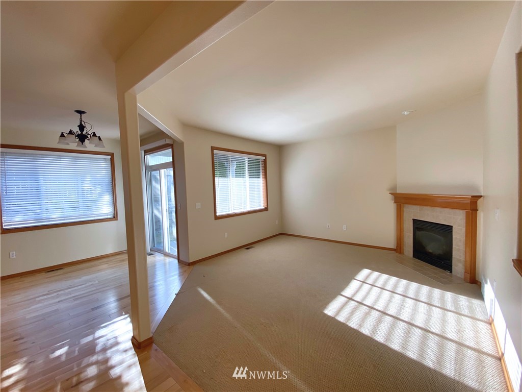 128 211th Place Southwest Bothell, WA 98021 - Photo 7 of 15