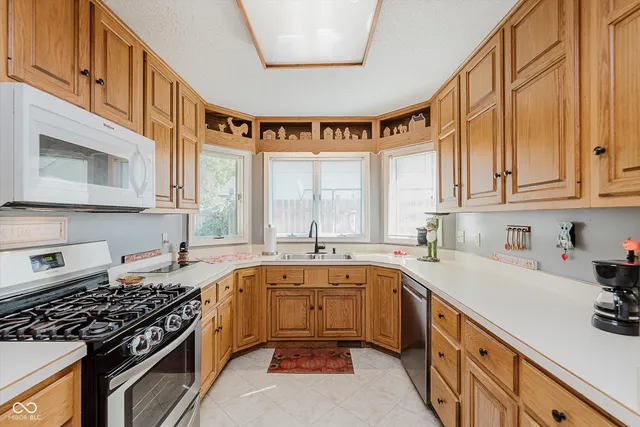 $314,900 | 4108 West Friar Drive, Muncie, IN 47304