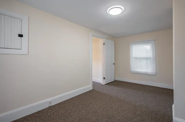 $2,700 | 177 Chestnut Street, Nashua, NH 03060