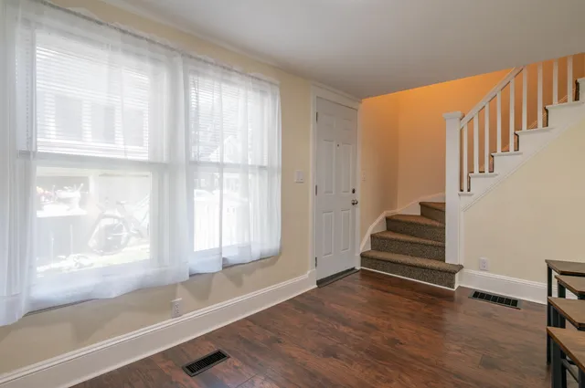 $2,700 | 177 Chestnut Street, Nashua, NH 03060