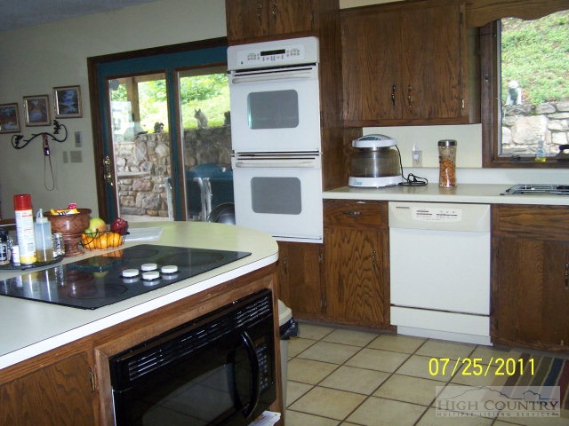 1177 Rush Branch Road Sugar Grove, NC 28679 - Photo 10 of 15 Gallery Image 10