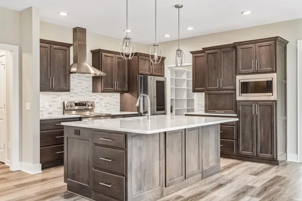 $769,900 | 14379 Whisper Rock Boulevard, Fort Wayne, IN 46845